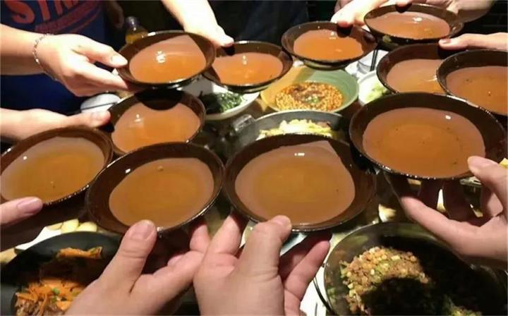 领匠酒业 67 贵州省仁怀市领匠酒业有限公司企划设计师 "大碗喝酒