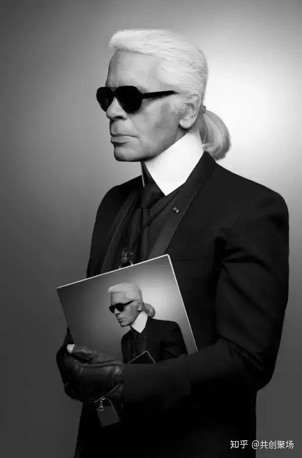 老佛爷karl lagerfeld时尚界的凯撒化作一颗孤独的星