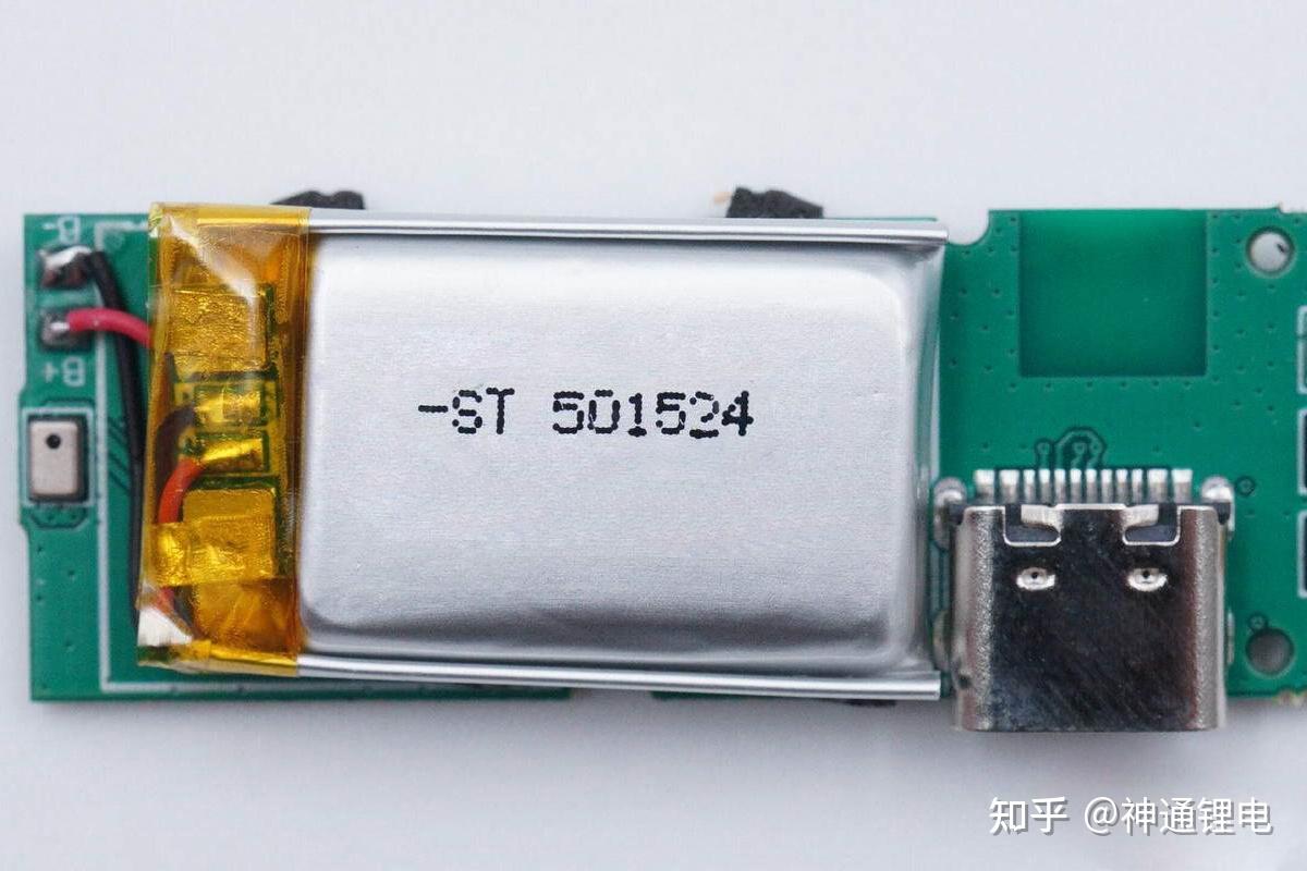 神通四款无线领夹麦克风专用电池深度评测:厂商选型全维度适配指南