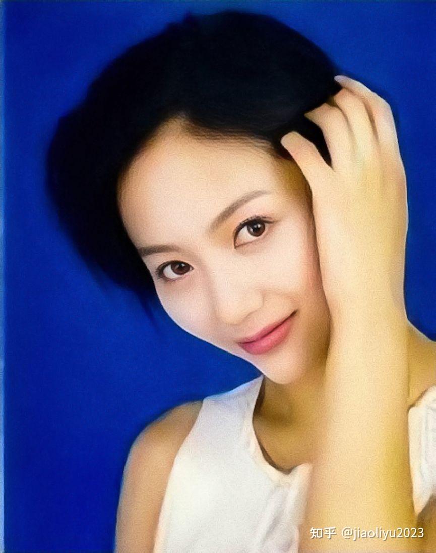 第三位:艾莉第二位:刘蕾蕾